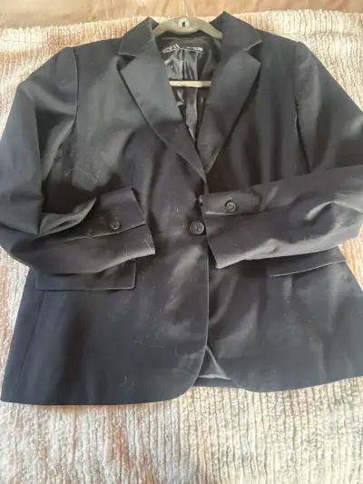 Blazer negro elegante para mujer Zara - miniatura 2