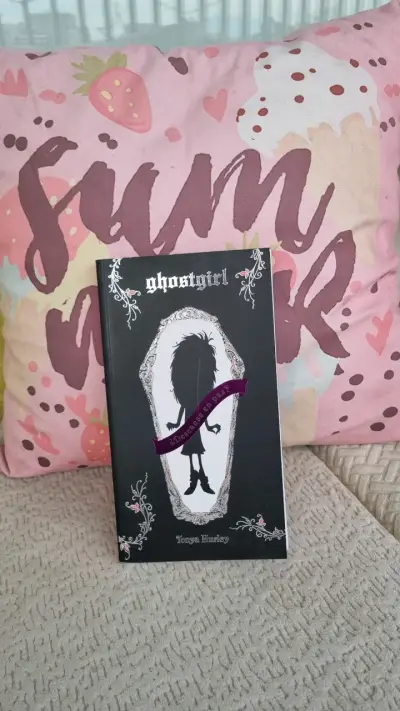 Libro Ghostgirl de Tonya Hurley en buen estado - miniatura 1