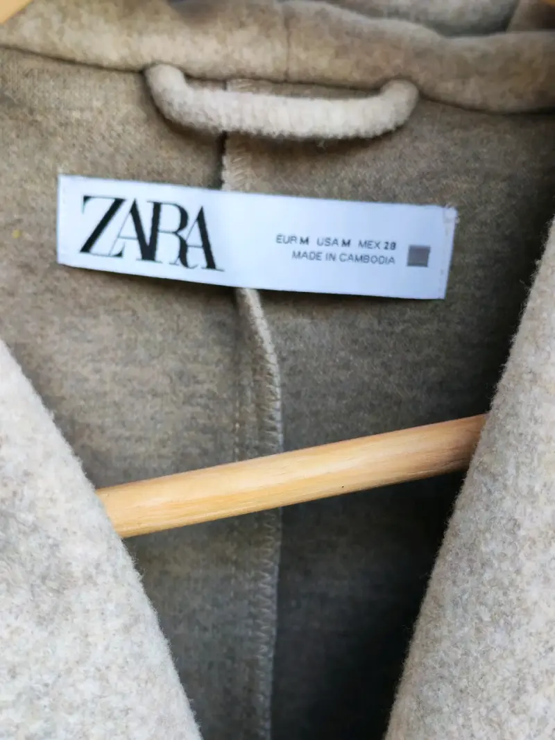 Abrigo de lana beige con capucha Zara - 3