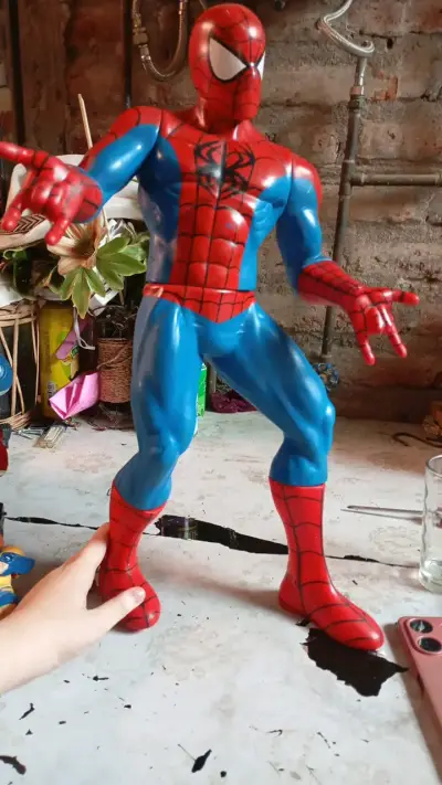 Figura de acción grande de Spider-Man - miniatura 1