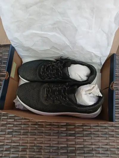 Zapatillas deportivas negras Ferouch para hombre - miniatura 4