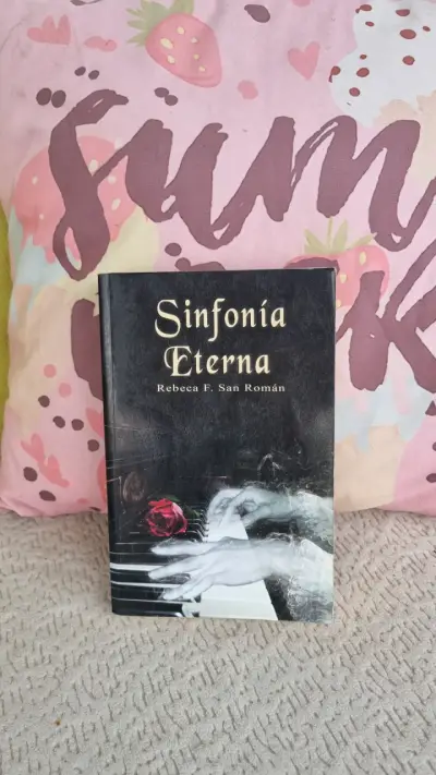 Libro Sinfonía Eterna de Rebeca F. San Román - miniatura 1