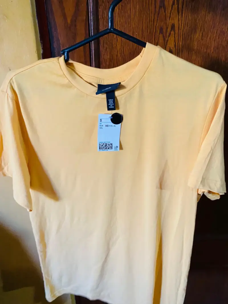 Polera Amarilla H&M Regular Fit Talla XS Nueva - 1