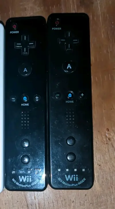 Consola Nintendo Wii con controles y accesorios - miniatura 1