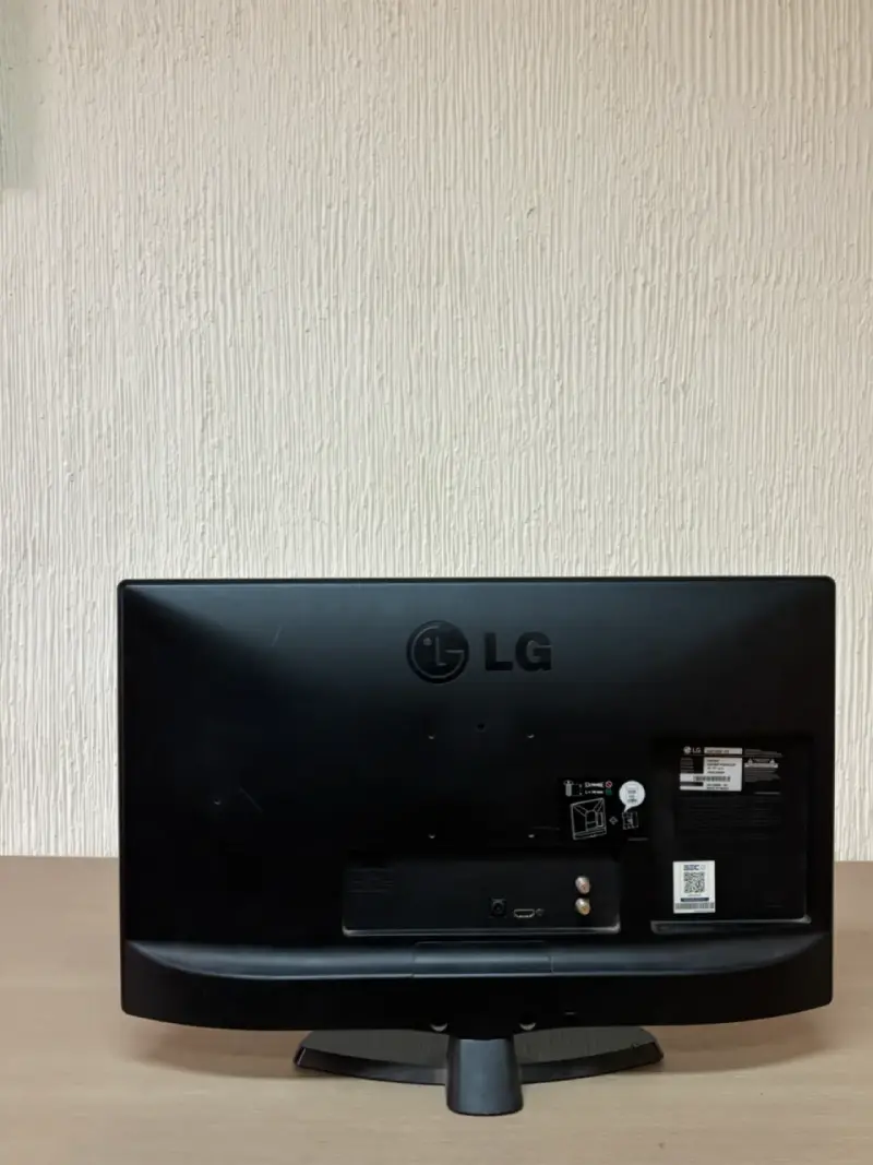 Monitor TV LG 24 pulgadas HD con HDMI - 2