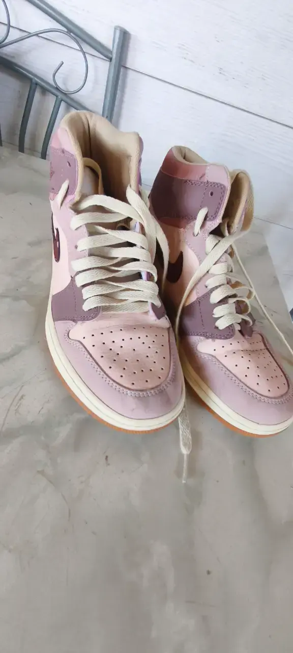 Zapatillas deportivas altas color rosa y morado - 1