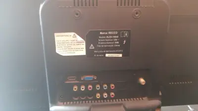 Televisor Recco LED-1920 con control remoto - miniatura 2