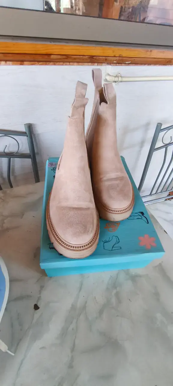 Botines de gamuza beige para mujer - 3