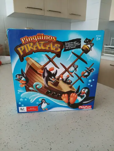 Juego de mesa Pingüinos Piratas para niños - miniatura 1