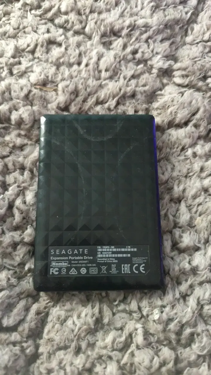 Disco Duro Externo Seagate 2TB Portátil - 1