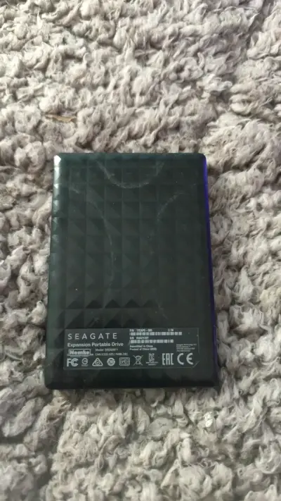 Disco Duro Externo Seagate 2TB Portátil - miniatura 1