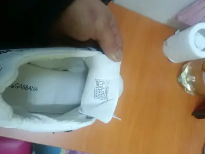 Zapatillas blancas Dolce & Gabbana con diseño gráfico - miniatura 1