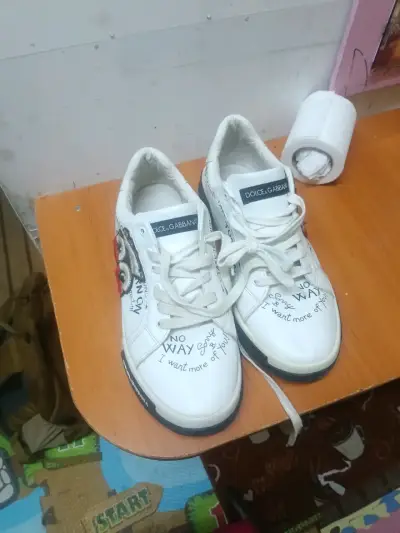 Zapatillas blancas Dolce & Gabbana con diseño gráfico - miniatura 4