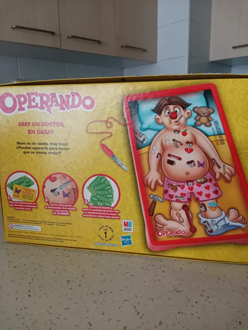 Juego de mesa Operando de Hasbro para niños - 3