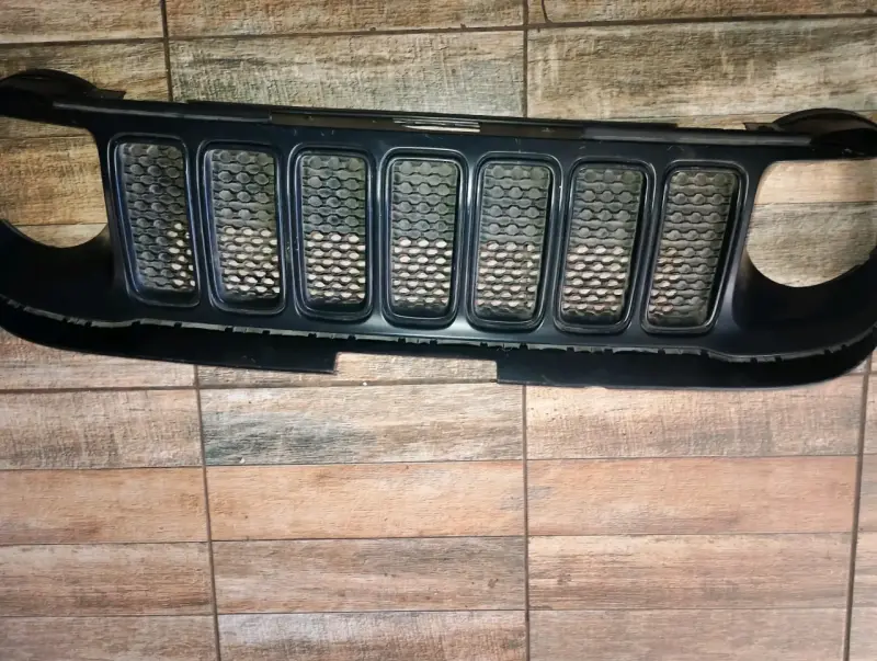Parrilla frontal para Jeep Wrangler negra - 3