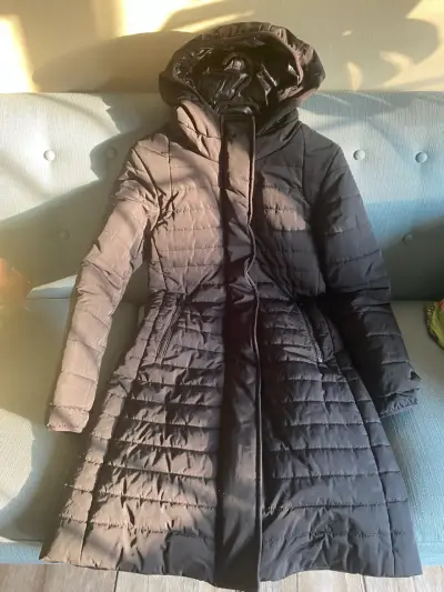 Parka  negra con capucha Bimba y Lola - miniatura 1