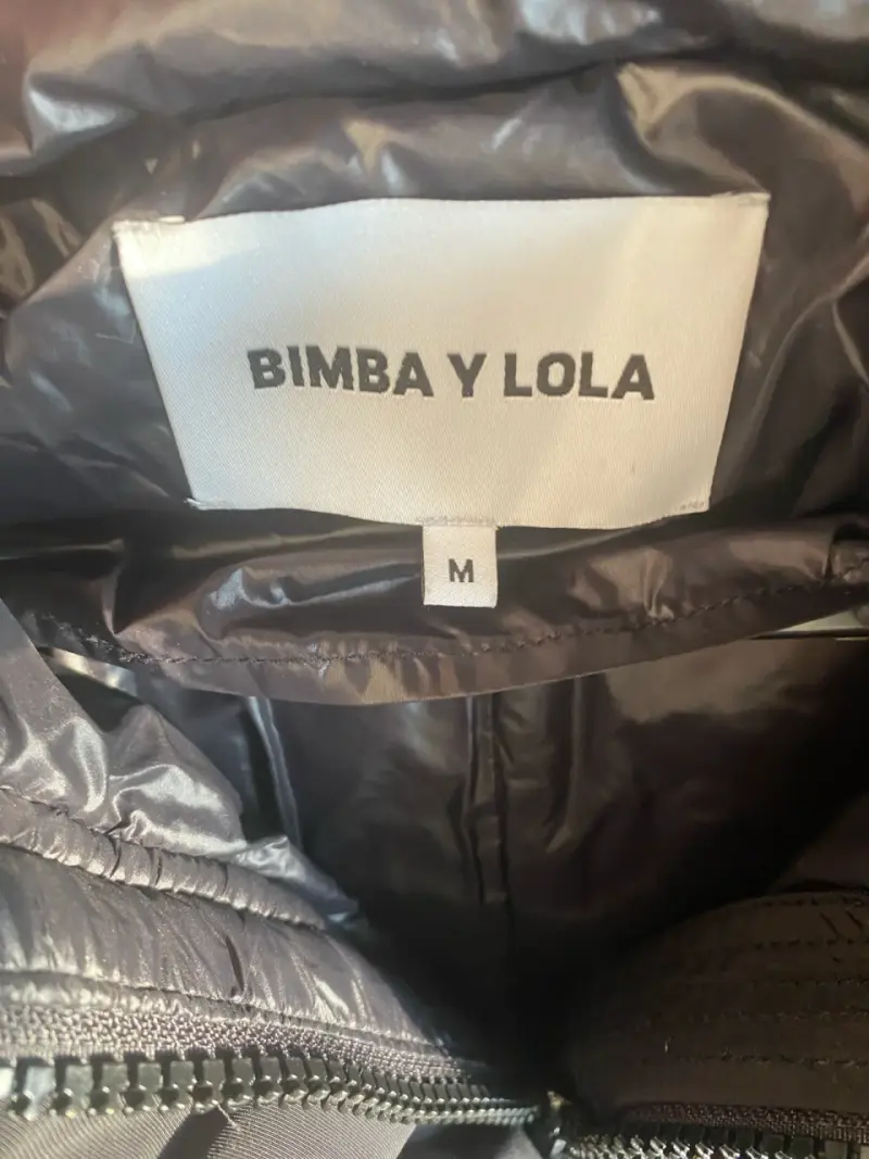 Parka  negra con capucha Bimba y Lola - 2