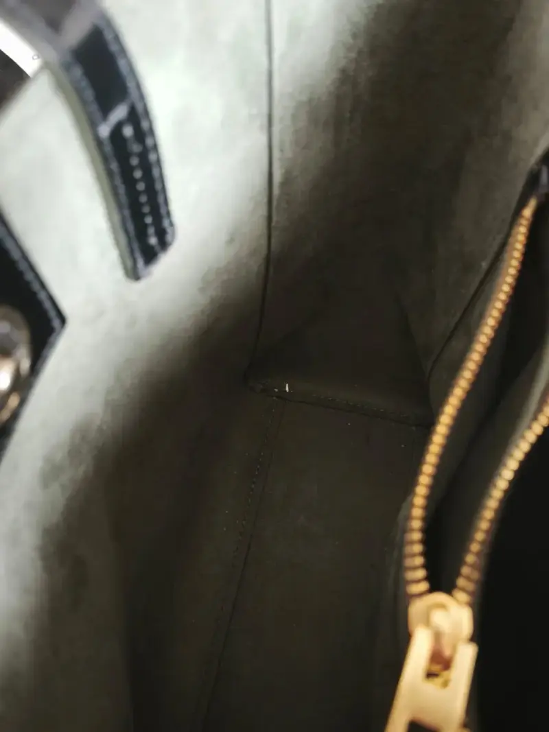Bolso negro de charol Bimba y Lola - 4