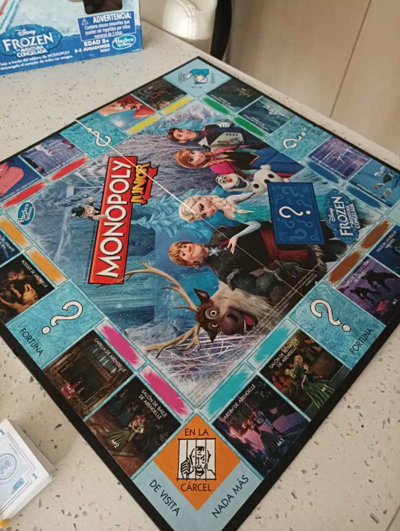 Juego de Mesa Monopoly Junior Frozen para Niños - 5