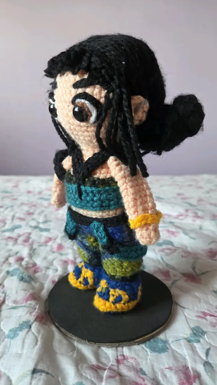 Muñeco Amigurumi Zoey de Kpop Demon Hunters - 5
