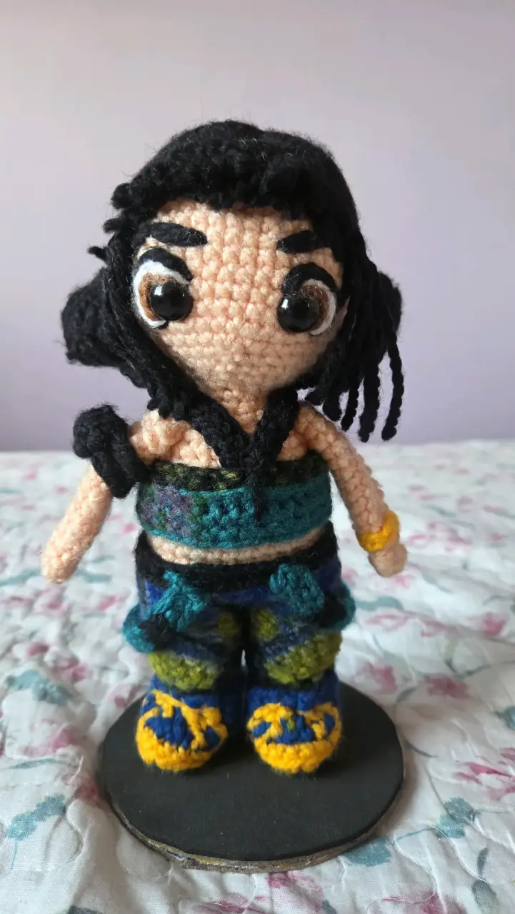 Muñeco Amigurumi Zoey de Kpop Demon Hunters - 6