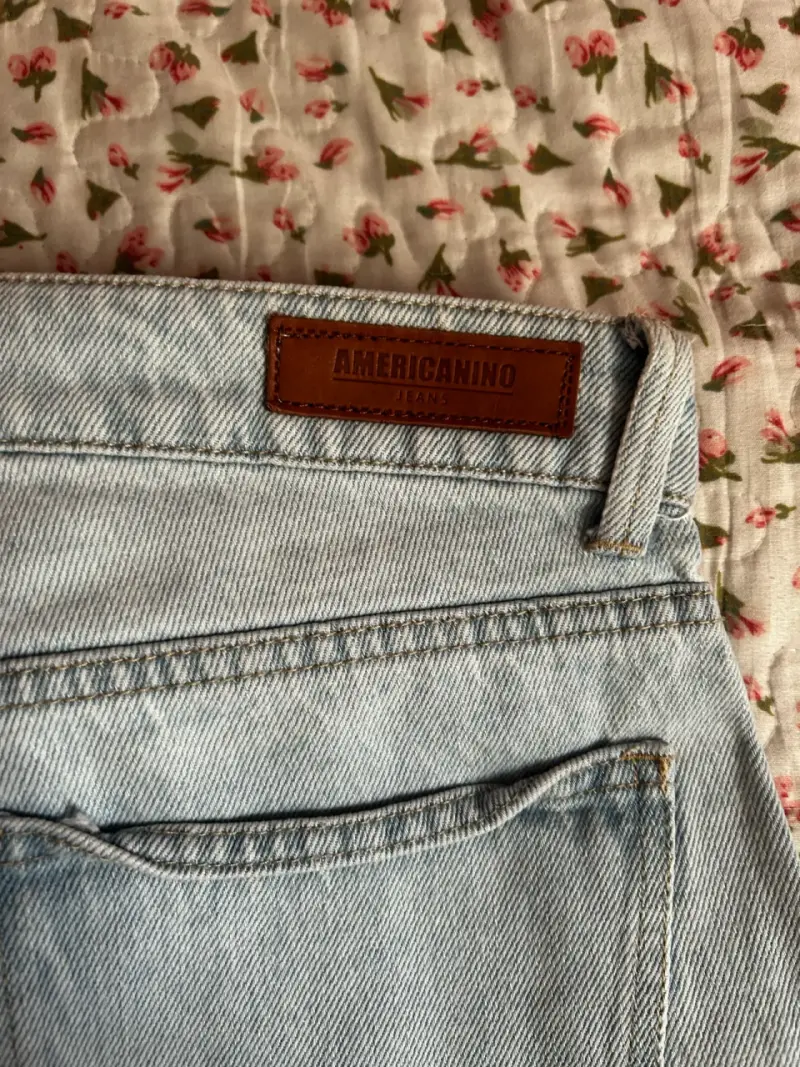 Jeans Americanino con diseño rasgado - 3