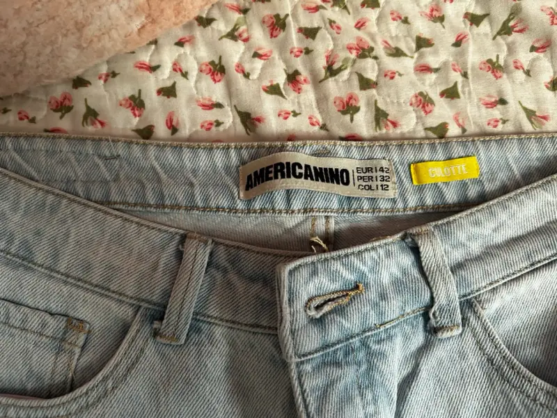 Jeans Americanino con diseño rasgado - 4