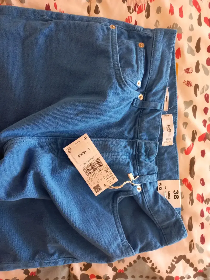 Jeans Marca Mango talla 38 - 3