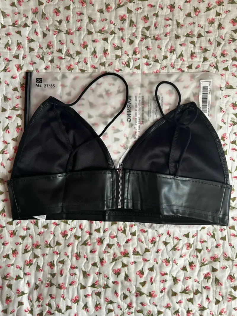 Top de cuero sintético negro para mujer - 2