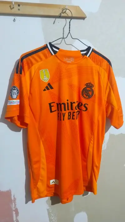 Camiseta Real Madrid - miniatura 1