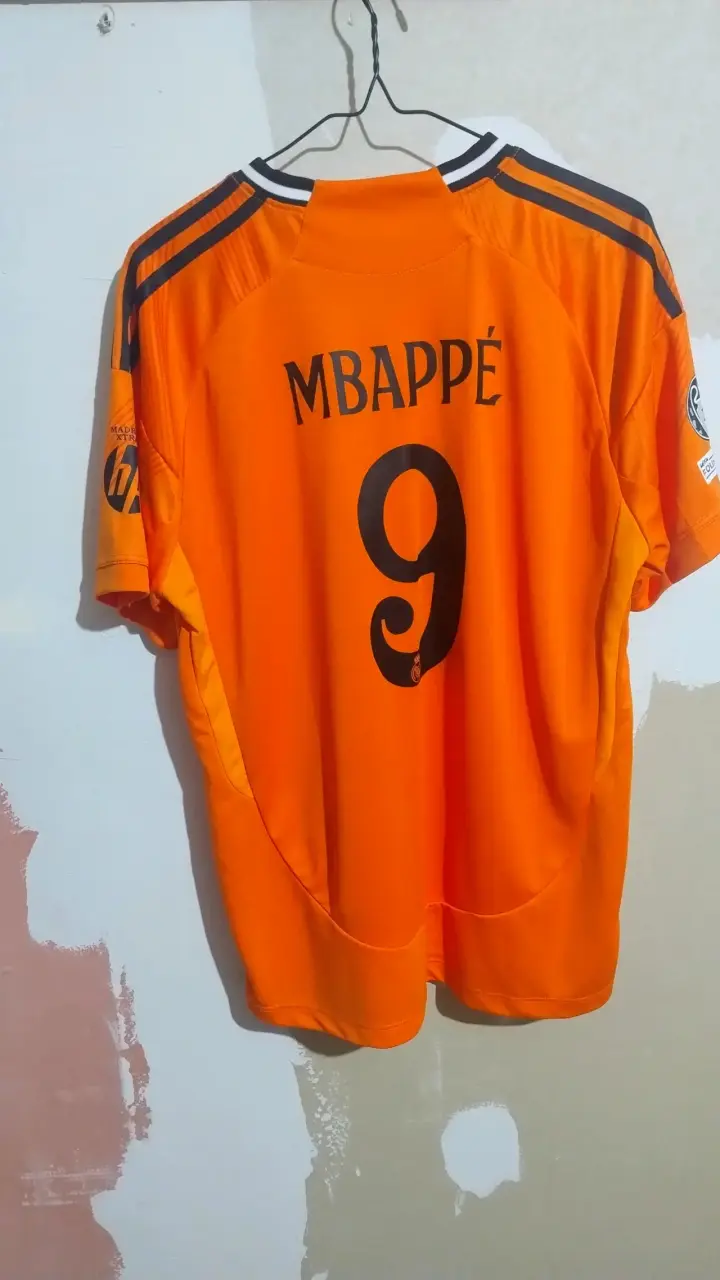 Camiseta Real Madrid - 2
