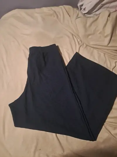 Conjunto elegante azul marino para mujer - miniatura 4
