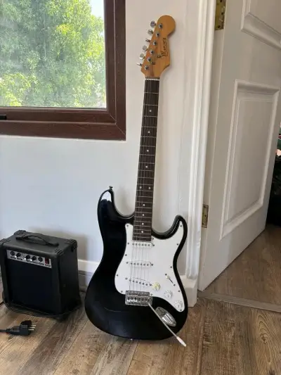Guitarra eléctrica Mercury negra mas amplificador - miniatura 2