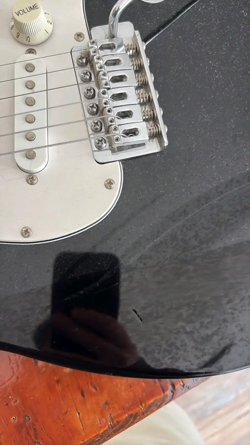 Guitarra eléctrica Mercury negra mas amplificador - 4