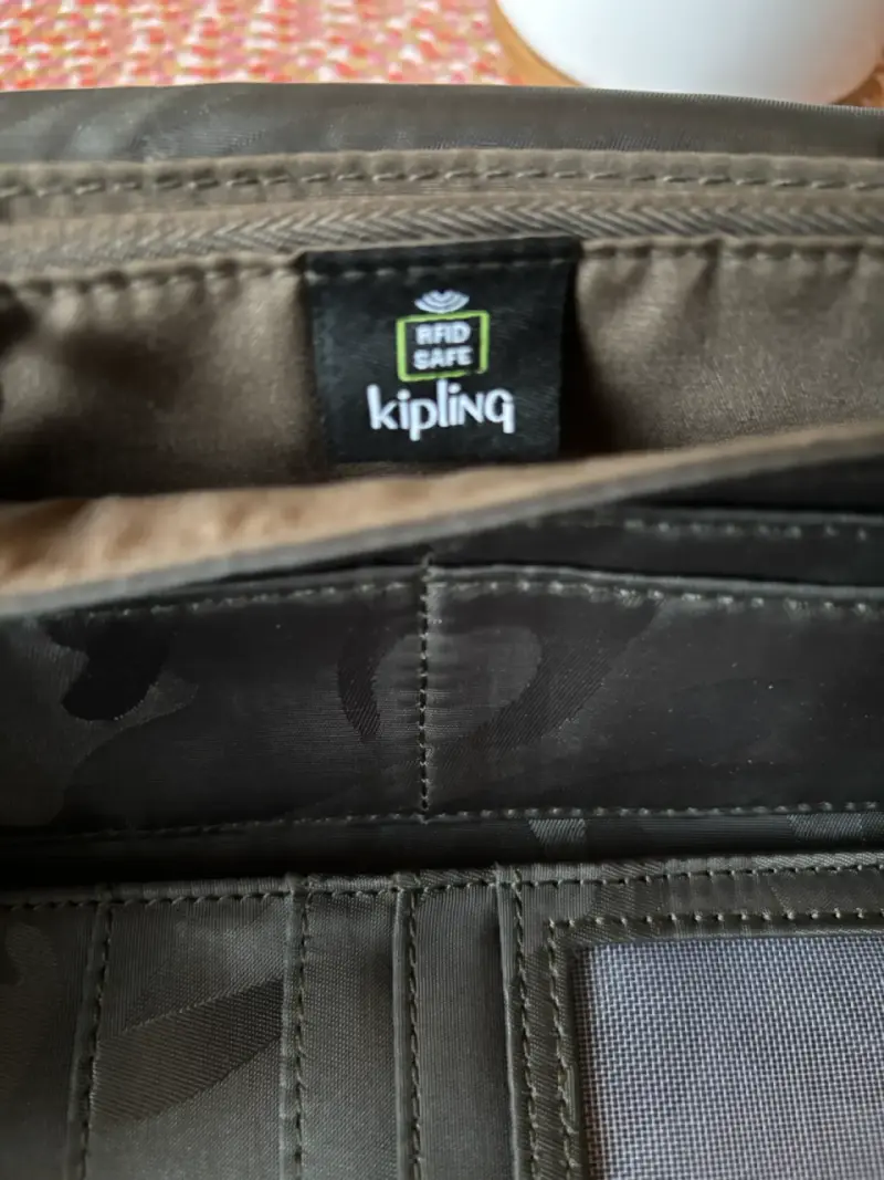 Billetera Kipling RFID Safe color gris - 3