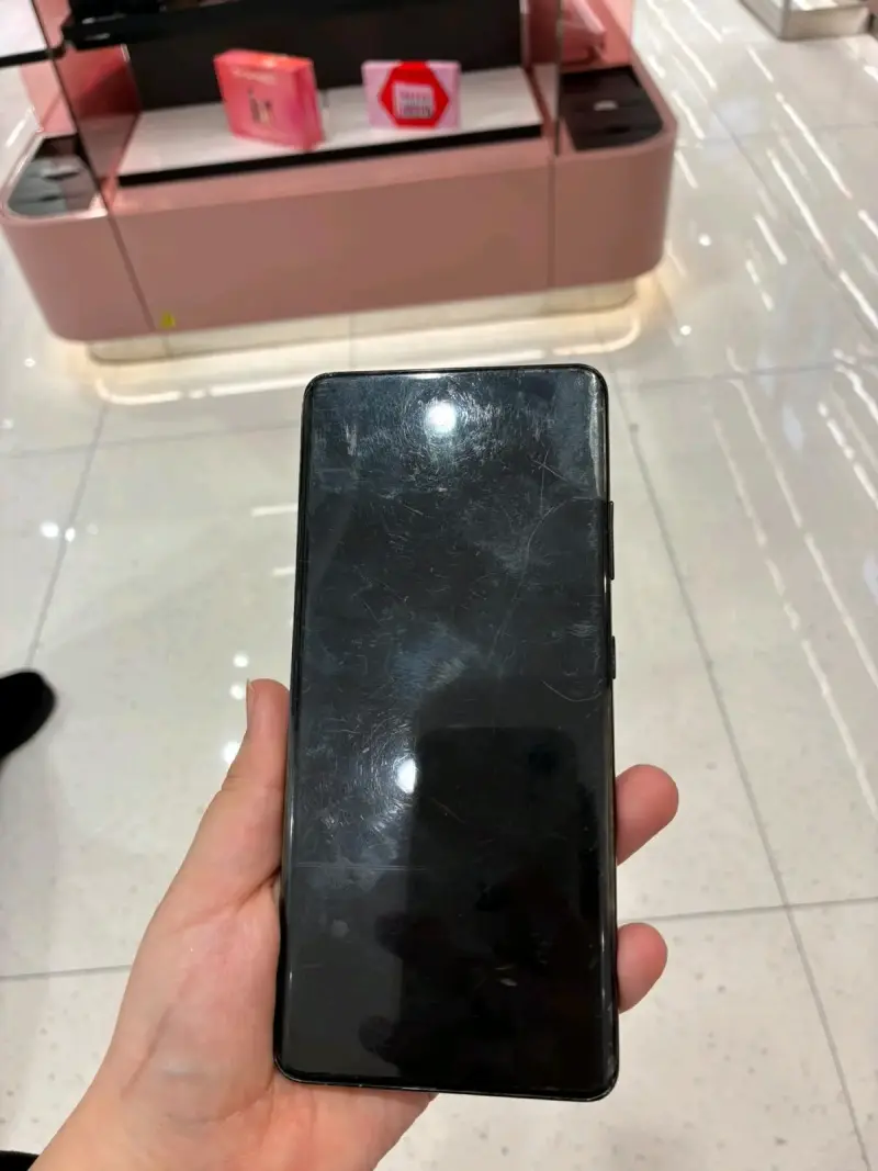 Samsung Galaxy S21 Ultra en buen estado - 2