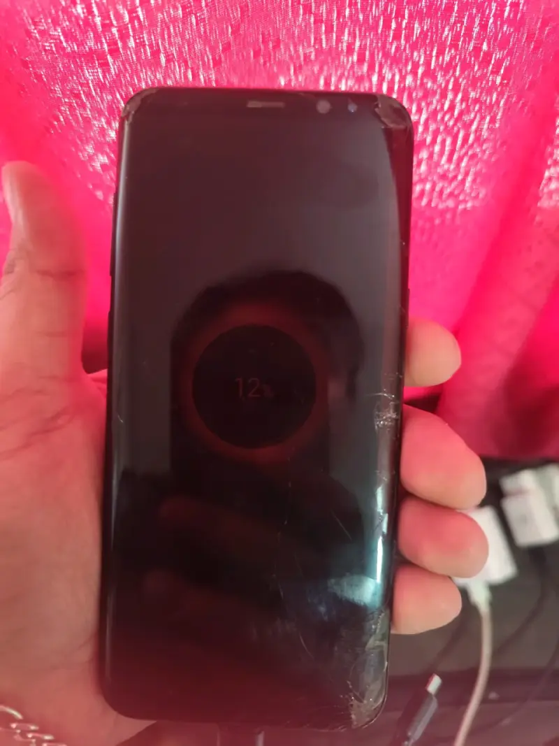 3 celulares Samsung y Xiaomi usados - 3