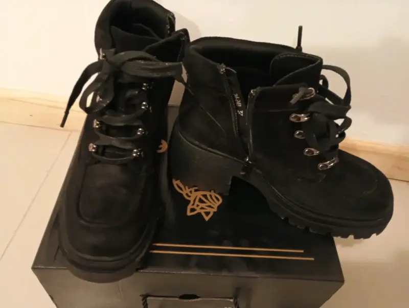 Botines de Mujer Negros con Plataforma - 2