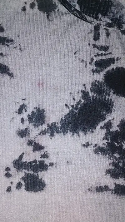 Polera manga larga tie-dye blanco y negro - miniatura 3