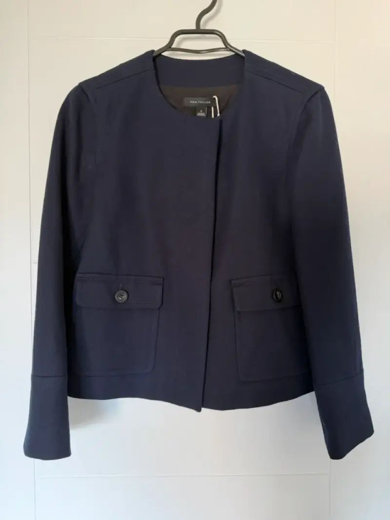 Chaqueta azul marino Ann Taylor elegante - 2