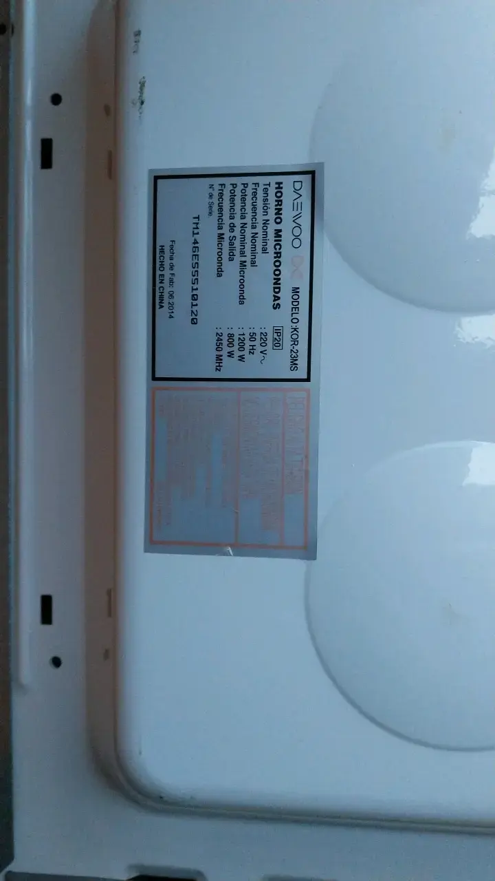 Microondas Daewoo con Espejo y Control Digital - 3
