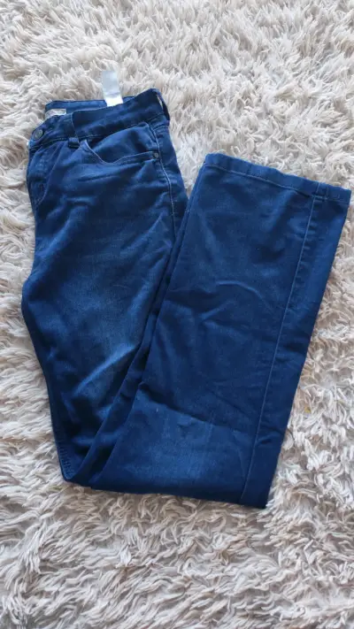 Jeans azul oscuro para mujer - miniatura 2
