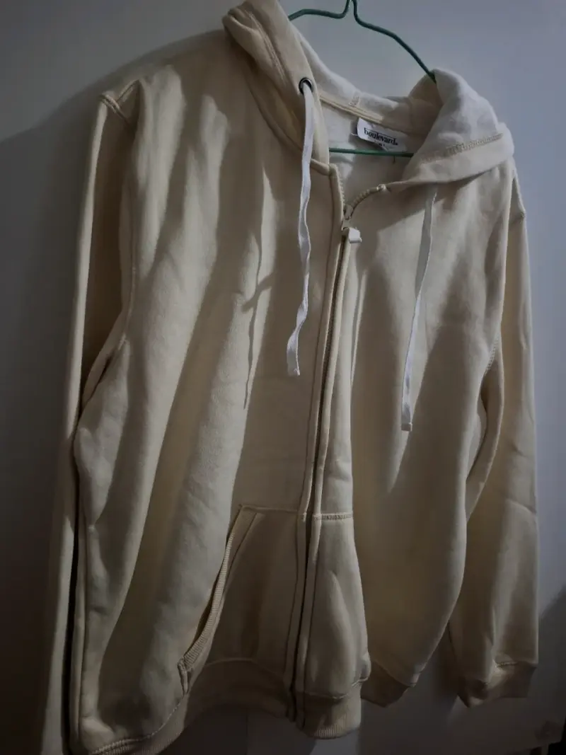 Polerón con capucha beige Boulevard
