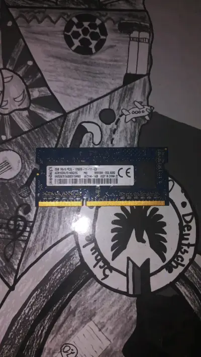 Módulo de Memoria RAM DDR3 2GB PC3L - miniatura 3