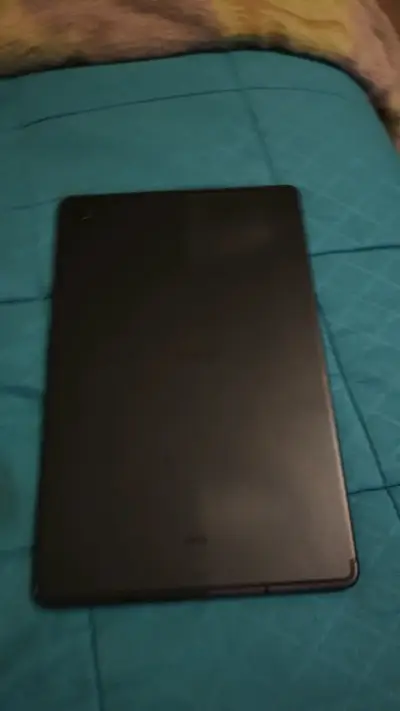Tablet Samsung Galaxy Tab S6 Lite con funda - miniatura 2