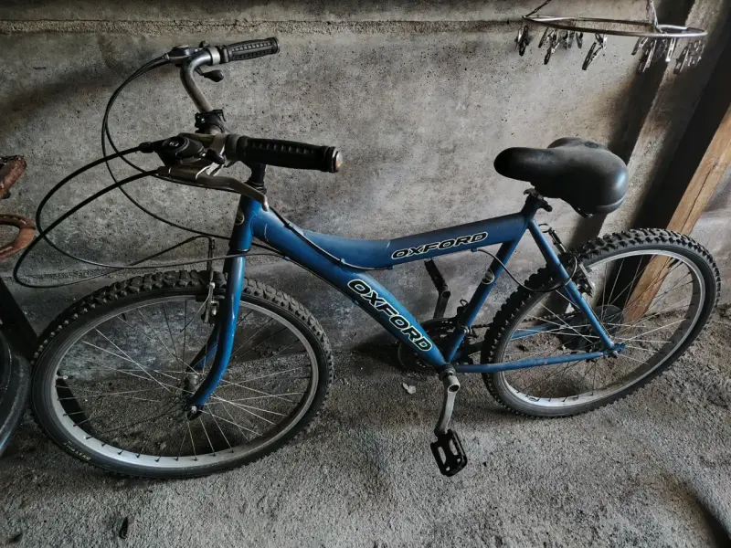 Bicicleta Oxford montaña azul en buen estado