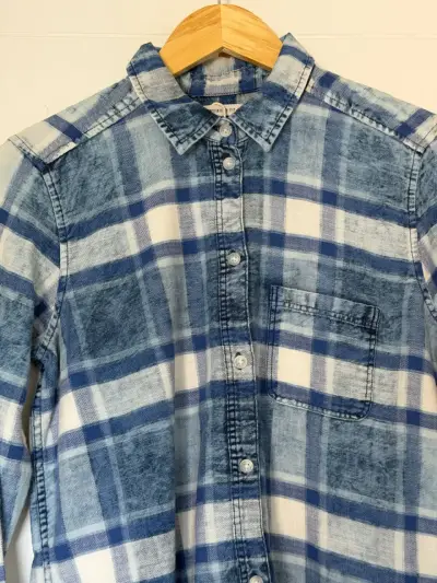 Camisa de franela a cuadros azul american eagle - miniatura 2