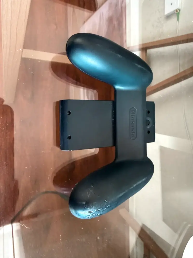Consola Nintendo Switch con Joy-Con Rojo y Azul - 6