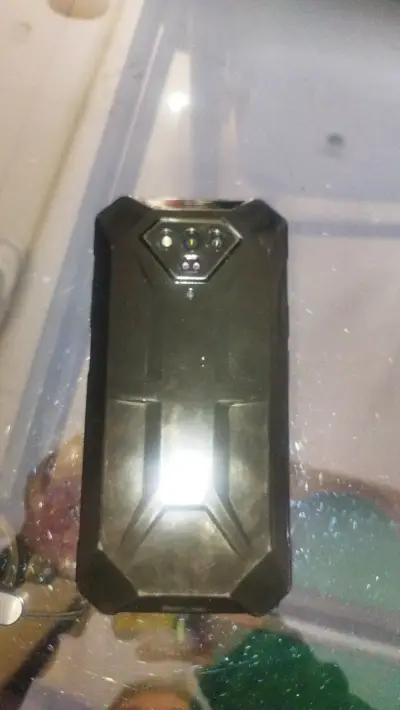 Smartphone resistente Ulefone con pantalla grande - miniatura 2