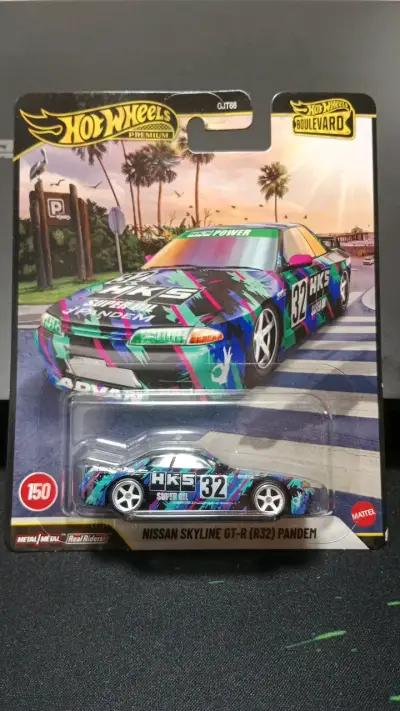 Hot Wheels Premium Boulevard Nissan Skyline GT-R R - miniatura 1